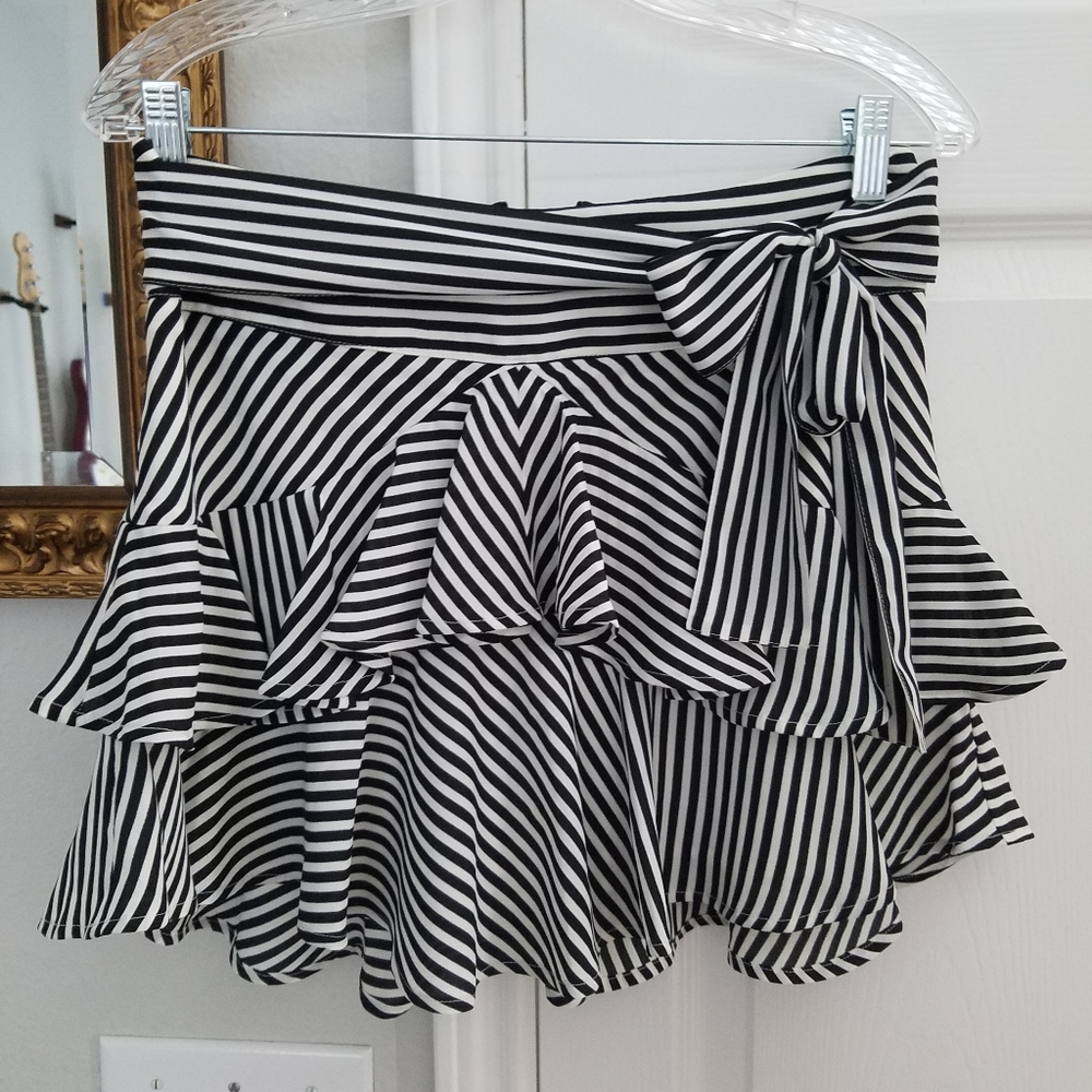 Express striped ruffle skirt